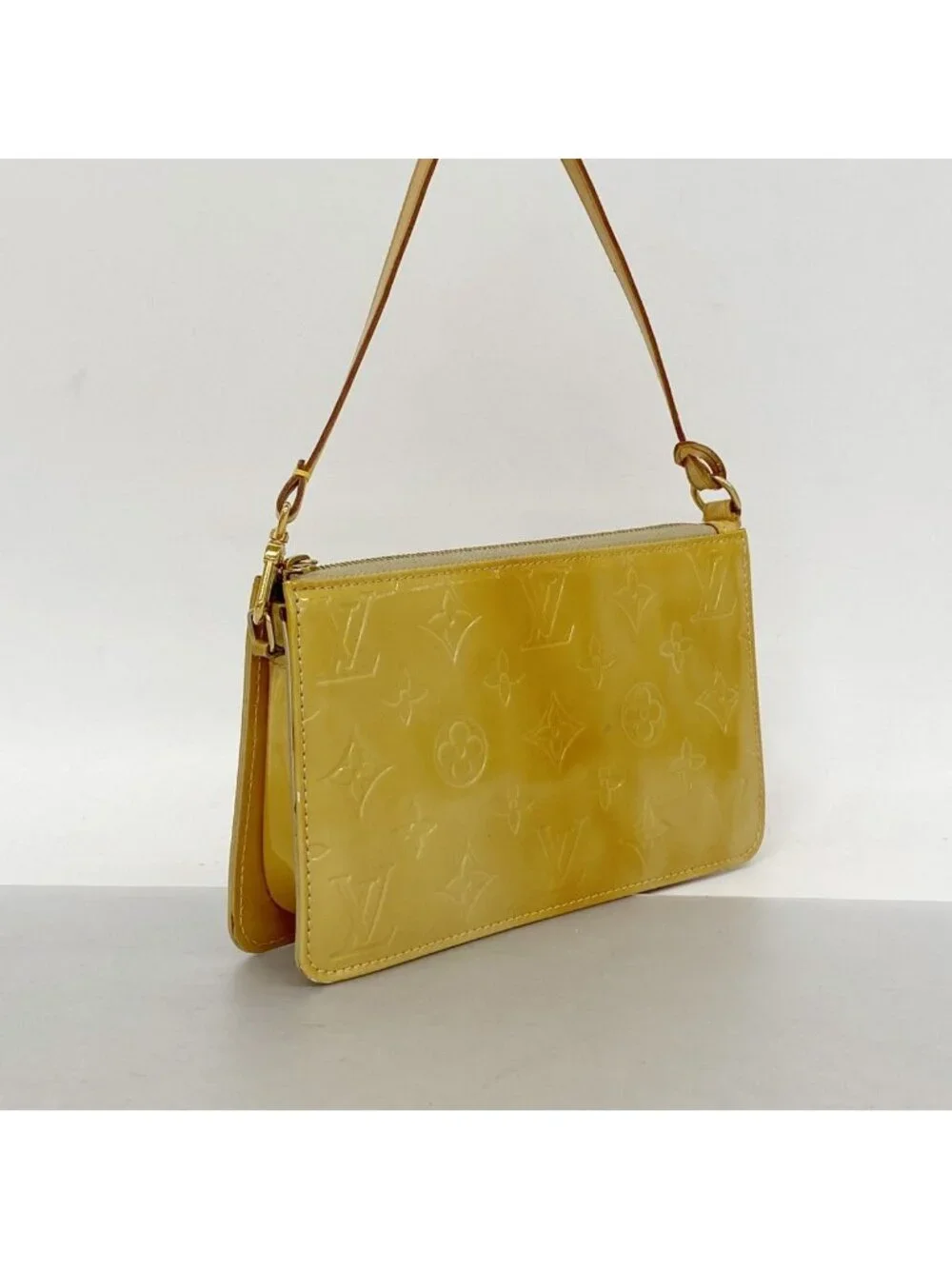 Louis Vuitton Pouch Vernis Lexington Beige